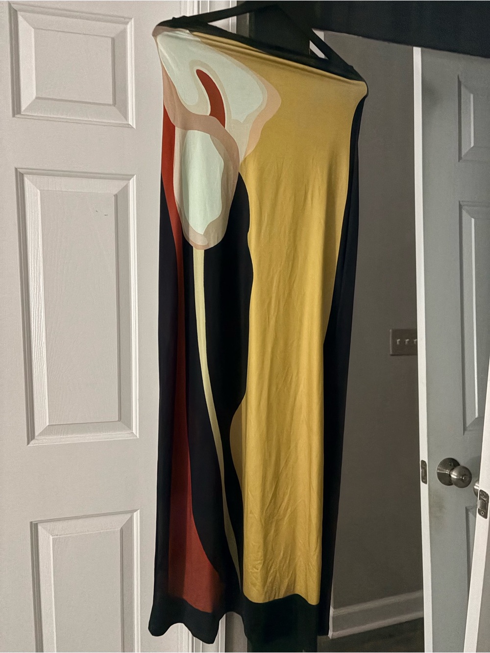 Sleeveless Abstract Print Maxi Dress in Mustard and Black